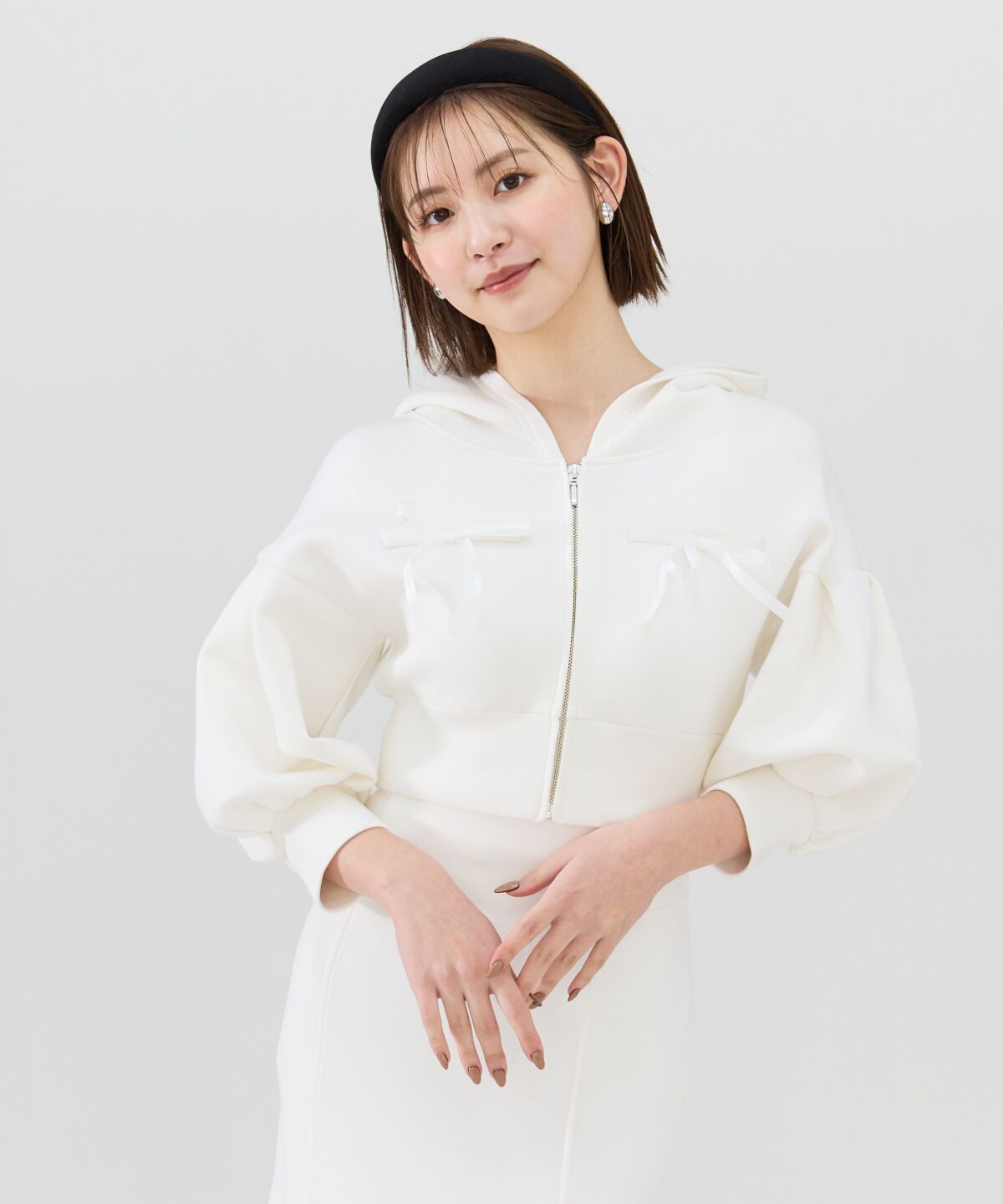 REDYAZEL「ダンボールリボンハーフスリーブショートフーディー」|パーカー|オフ