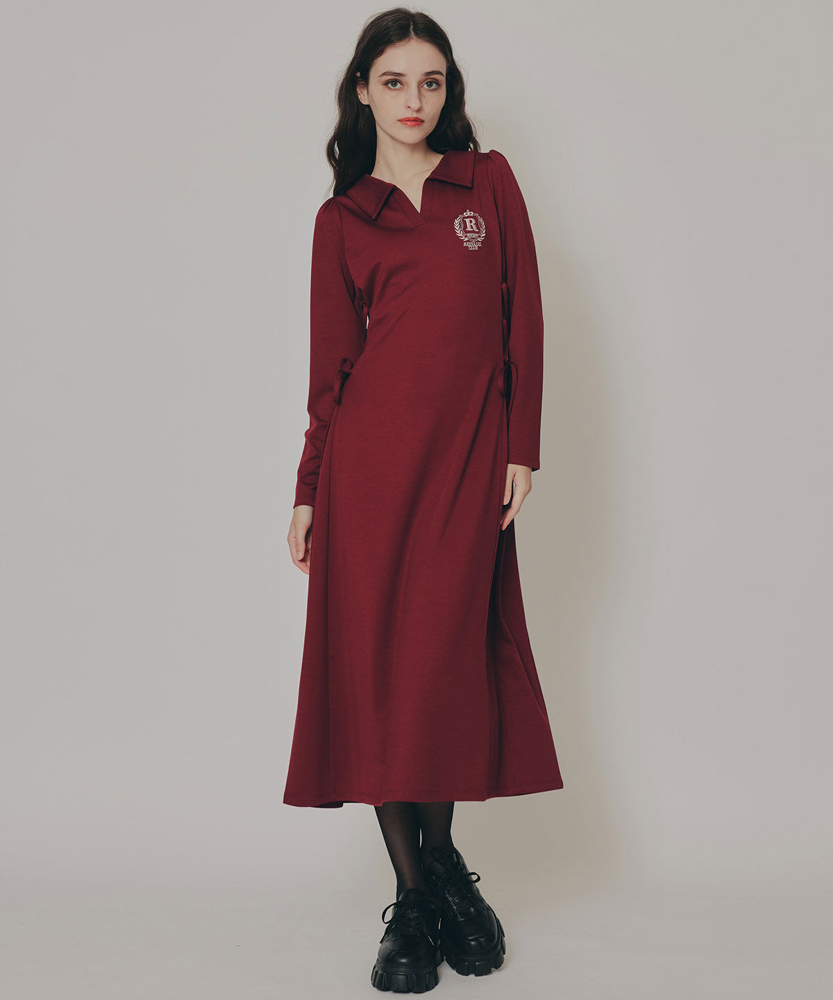 REDYAZEL「エンブレムサイドレースアップロングスリーブワンピース」|ワンピース|