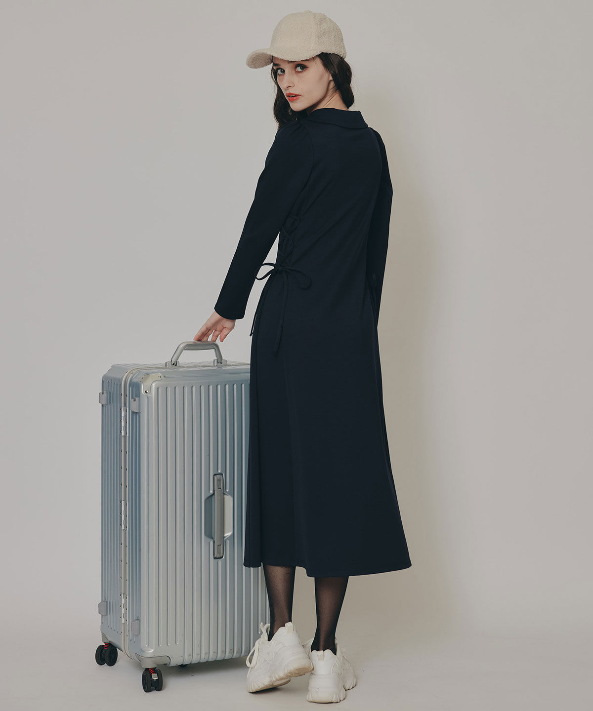 REDYAZEL「エンブレムサイドレースアップロングスリーブワンピース」|ワンピース|