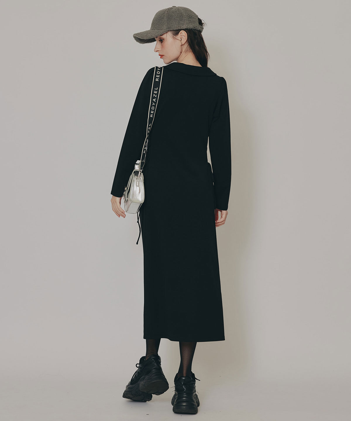 REDYAZEL「エンブレムサイドレースアップロングスリーブワンピース」|ワンピース|