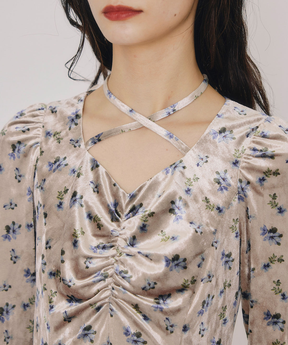 REDYAZEL「クロスリボンフラワーベロアロングワンピース」|ワンピース|