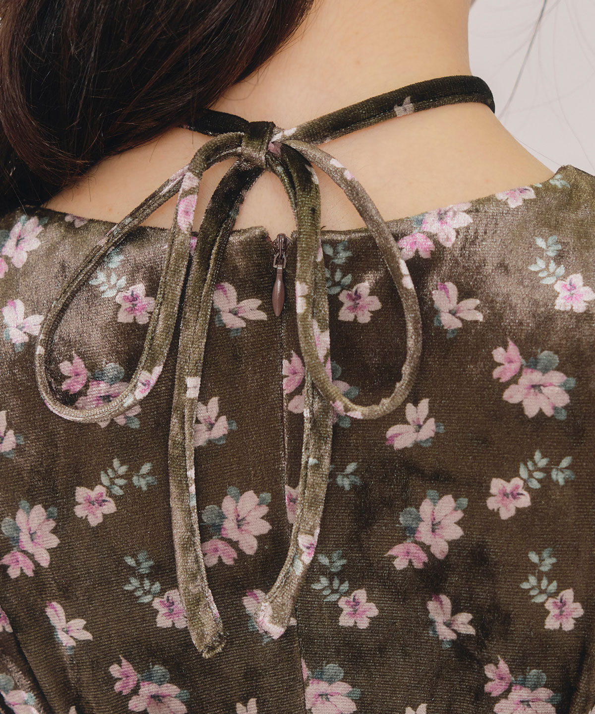 REDYAZEL「クロスリボンフラワーベロアロングワンピース」|ワンピース|