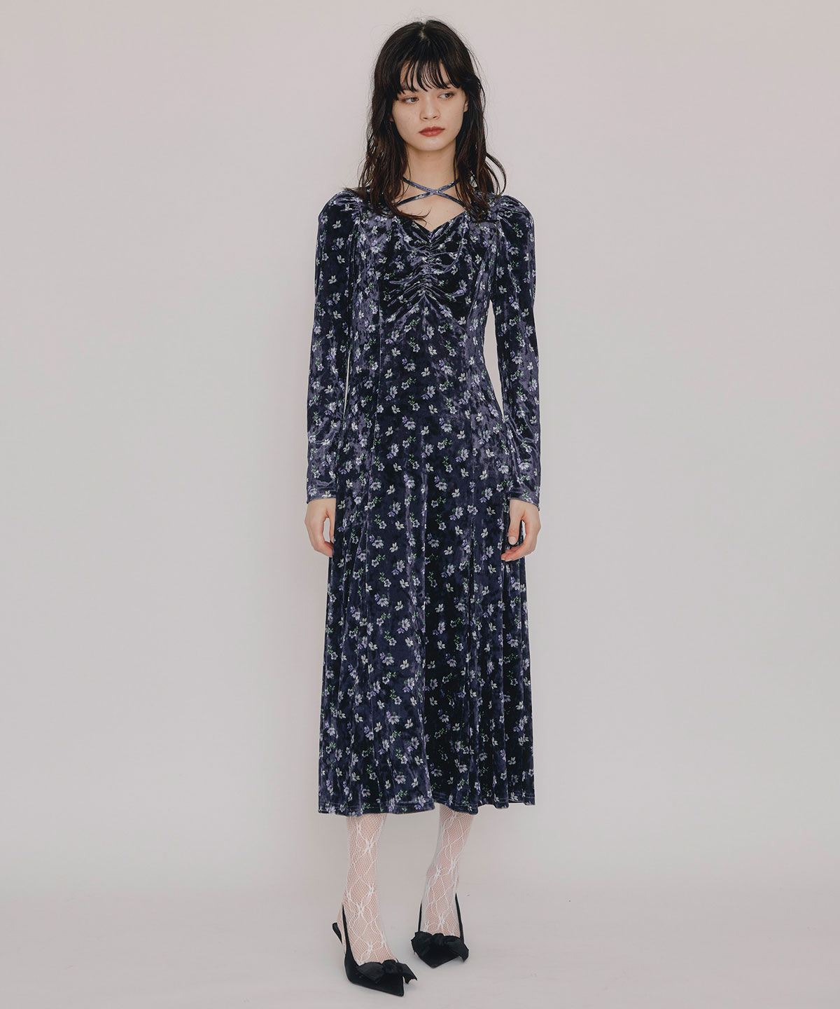 REDYAZEL「クロスリボンフラワーベロアロングワンピース」|ワンピース|