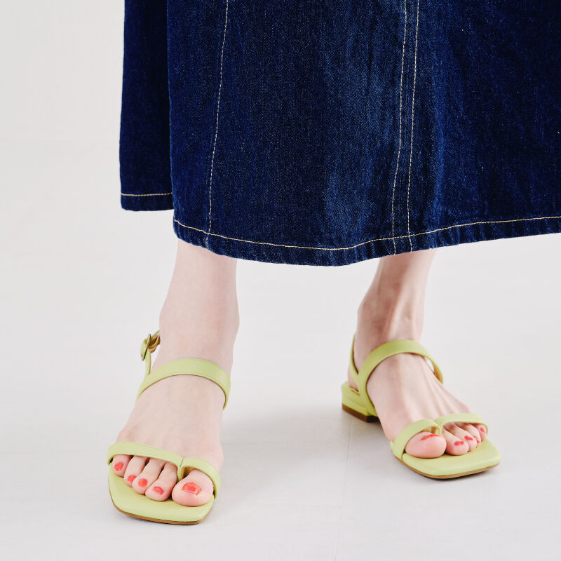 ORiental TRaffic「【アウトレット価格】バックストラップトングサンダル/21230」|サンダル|