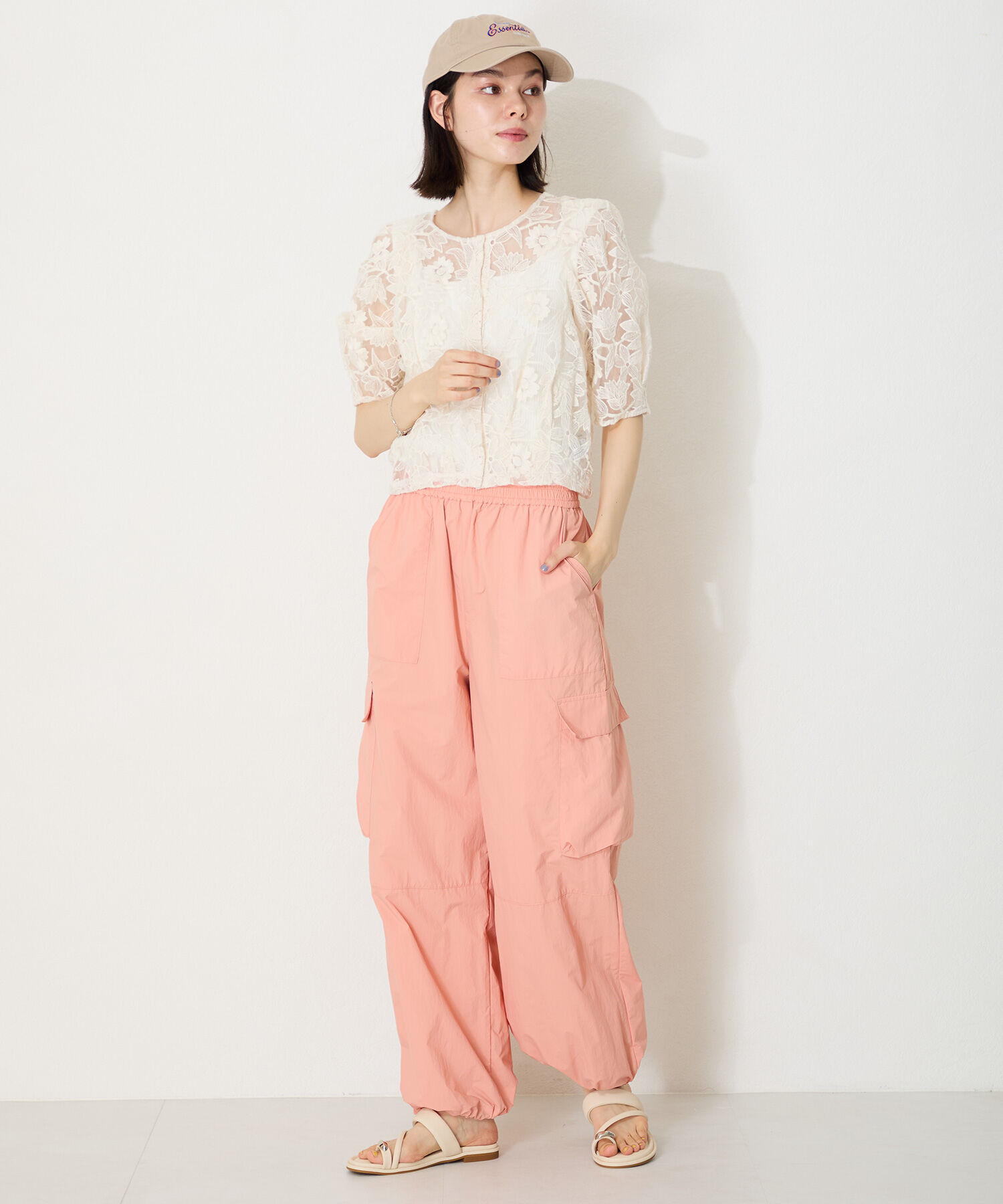 ORiental TRaffic「●2025春夏新作●メタルパーツ&times;パデットベルトトングサンダル/51238 トレンド 人気 再入荷」|サンダル|