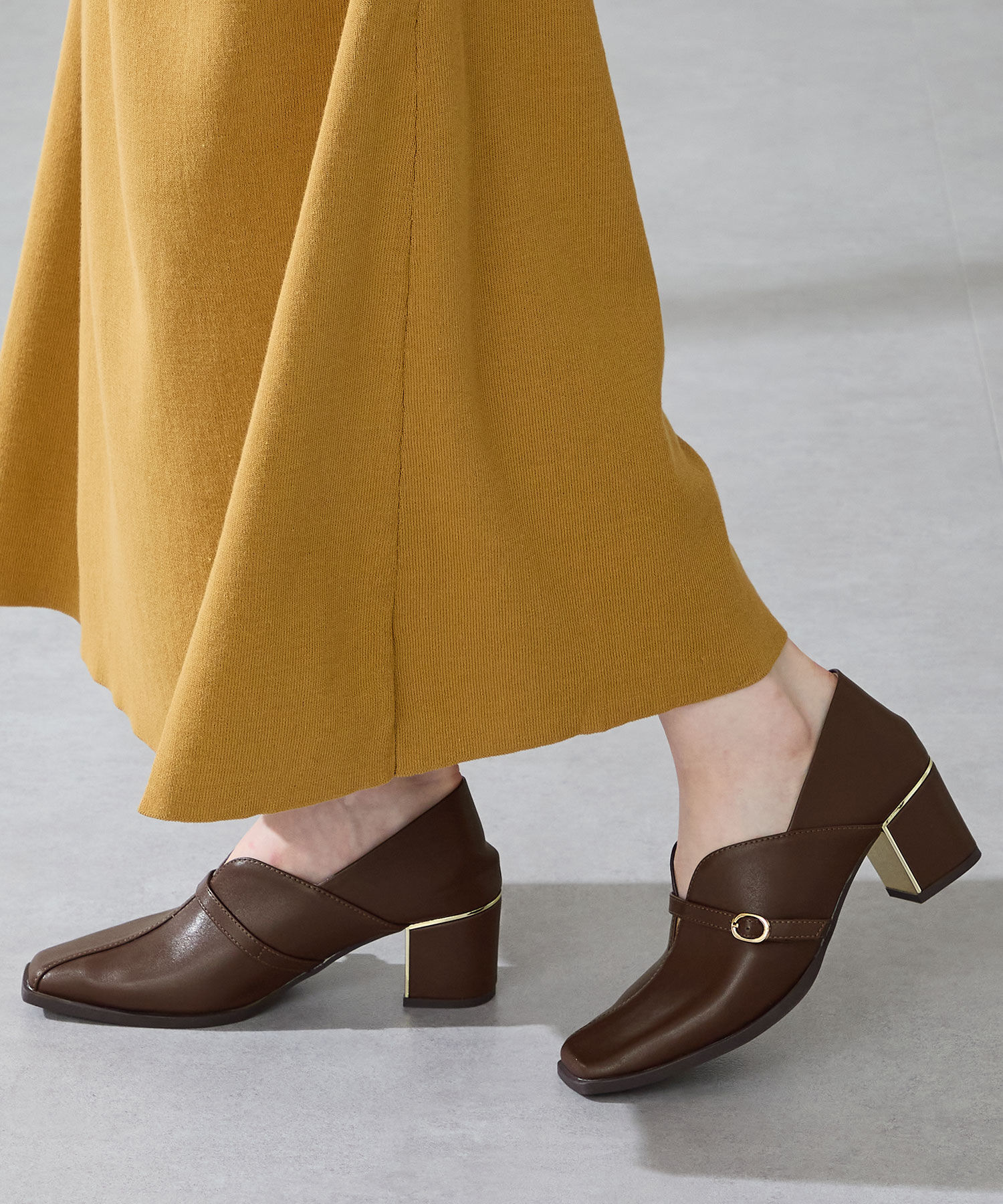 ORiental TRaffic「【予約】●2025秋冬新作●スリットデザイン甲深パンプス/51317」|パンプス|BROWN