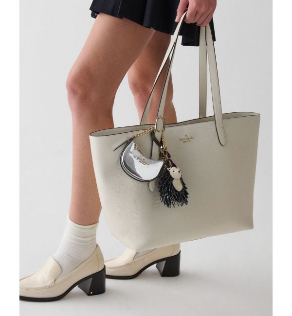 kate spade new york「クリッターズ スティービー ヘッジホッグ バッグ チャーム」|チャーム・キーホルダー|
