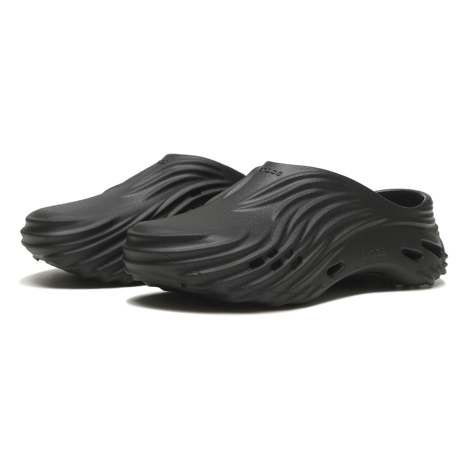 crocs「【crocs】ECHO WAVE」|サンダル|