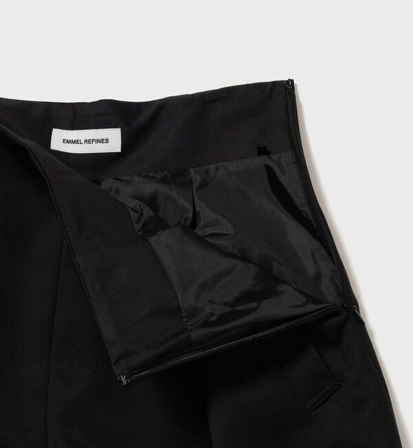 EMMEL REFINES「＜EMMEL REFINES＞EM タック ポケット ショートパンツ」|その他|