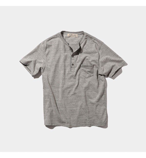 BEAMS PLUS「【別注】REMI RELIEF / Henley Neck Pocket T-shirt Heather Grey」|Tシャツ・カットソー|