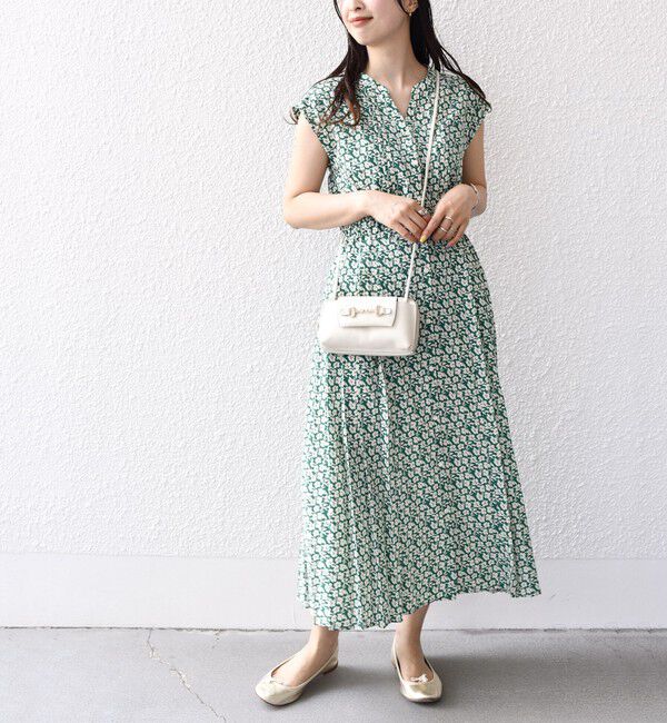 SHIPS for women「【WEB限定】〈洗濯機可能〉ドット 花柄 サイド プリーツ フレンチスリーブ ワンピース」|ワンピース|
