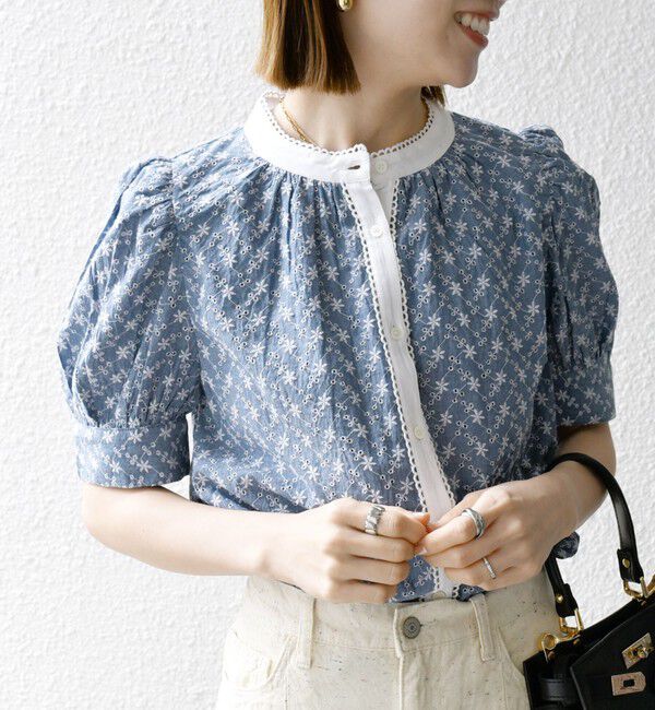 SHIPS any「SHIPS any: エンブロイダリー シャンブレー スタンドカラー パフ ブラウス」|シャツ・ブラウス|