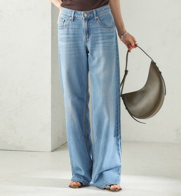 SHIPS for women「《予約》【SHIPS EXCLUSIVE】Levi&rsquo;s: LOW LOOSE ライトオンス」|デニム|