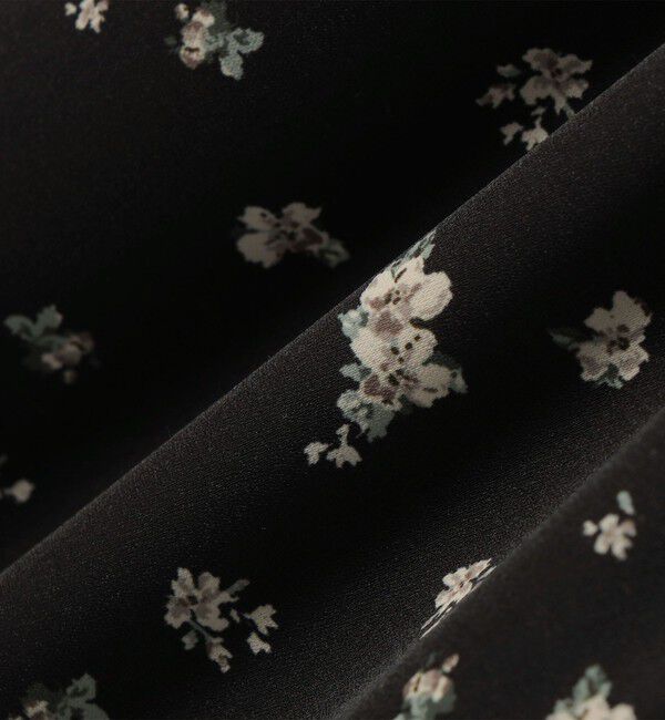 SHIPS any「《予約》SHIPS any:〈洗濯機可能〉フラワー プリント ウエストギャザー Vネック ワンピース」|ワンピース|