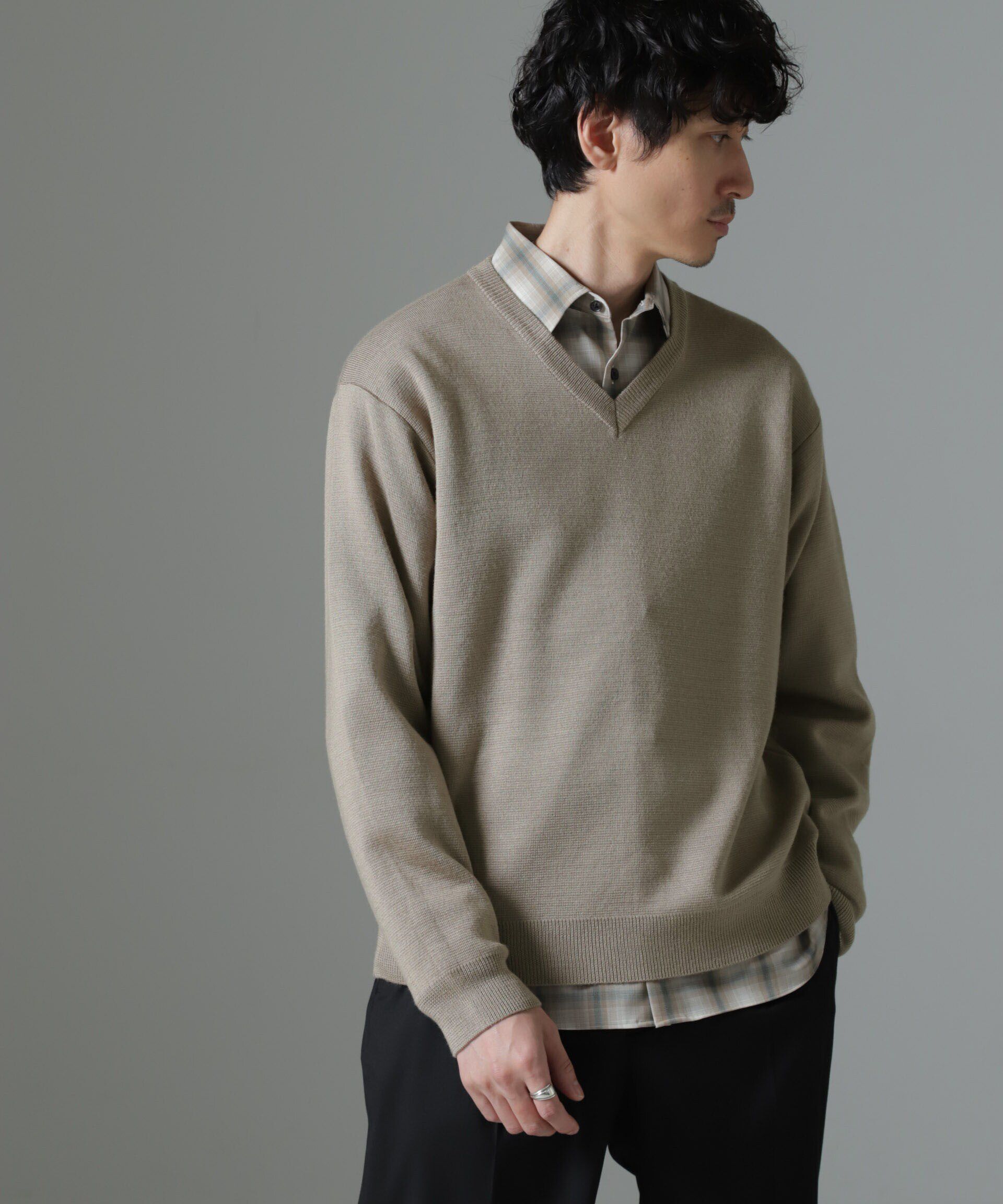 nano･universe「タスマニアミックス ミラノリブリラックスＶネックニット」|ニット・セーター|グレージュ3