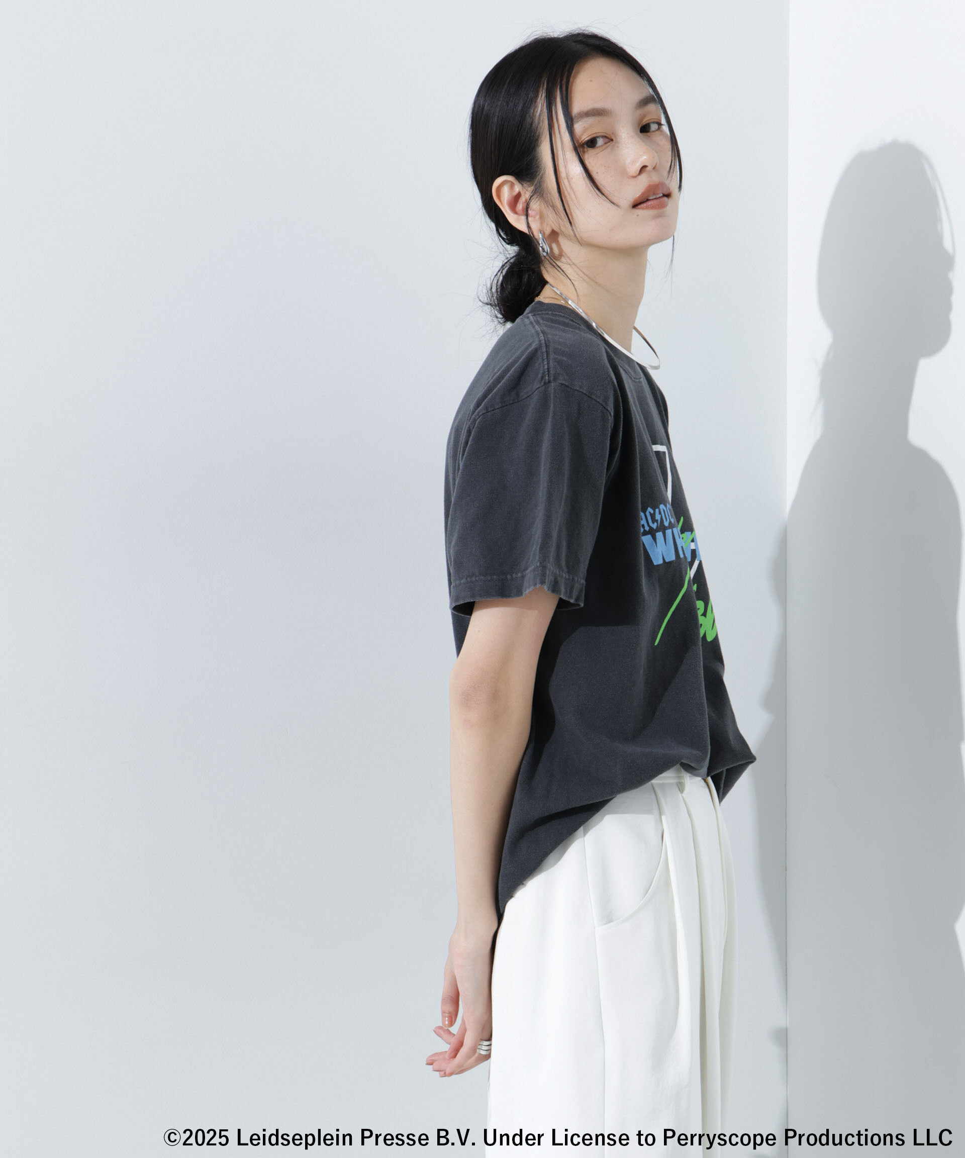 nano･universe「GOOD ROCK SPEED/AC/DC プリントTシャツ チャコール」|Tシャツ・カットソー|