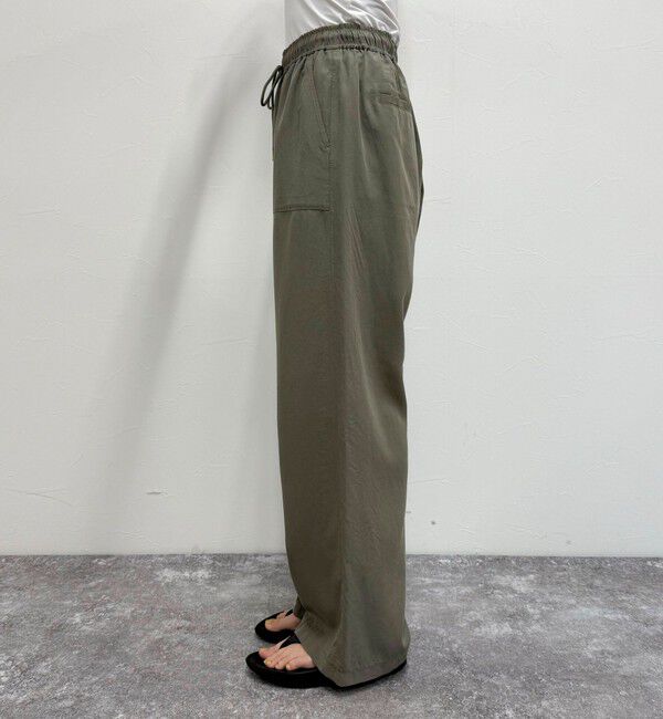 fredy emue「シルキーリネンイージーパンツ」|チノ|