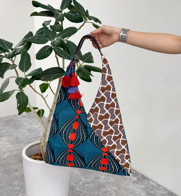 fredy emue「アフリカン柄三角トートバッグ」|トートバッグ|
