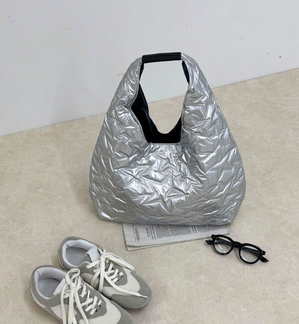fredy emue「星キルティング三角バッグ」|トートバッグ|シルバー