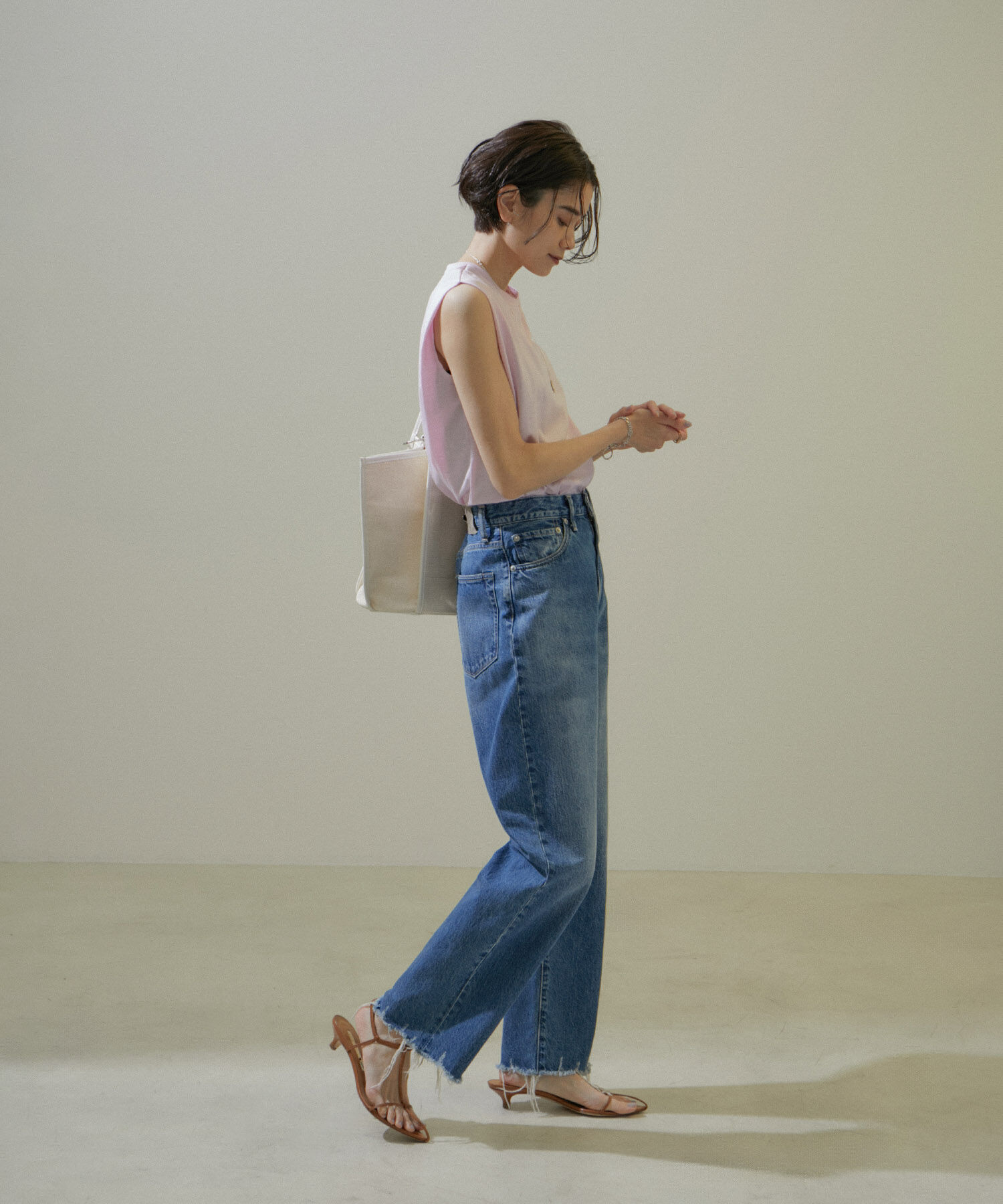 SALON adam et rope'「[ご好評につき追加決定！]【BRENTA】アンクルゴムストラップヒールサンダル」|サンダル|