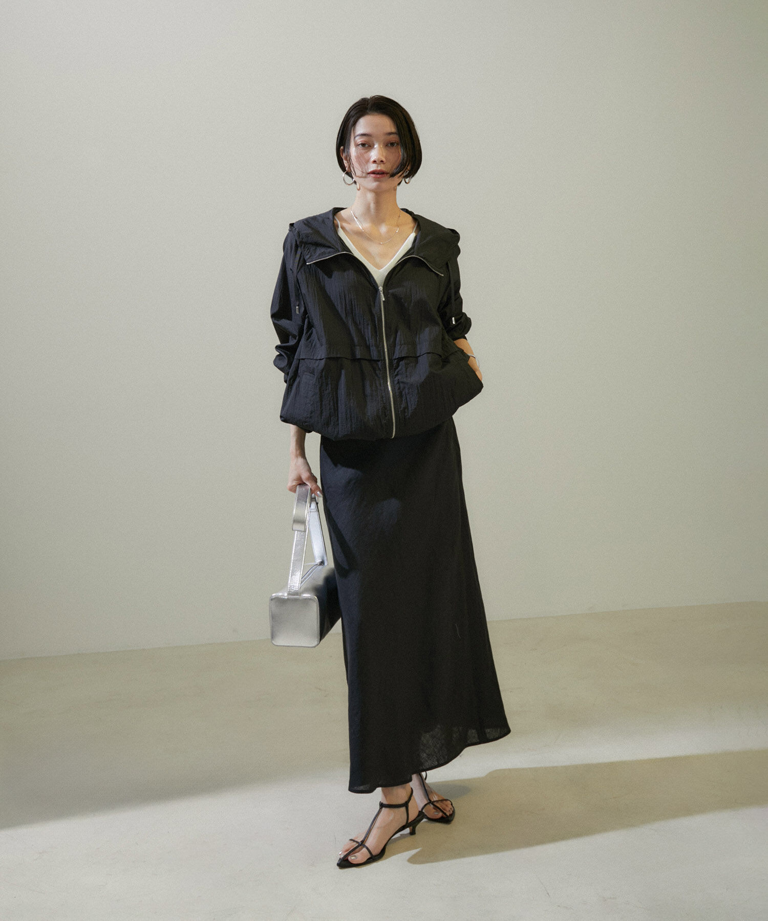 SALON adam et rope'「[ご好評につき追加決定！]【BRENTA】アンクルゴムストラップヒールサンダル」|サンダル|