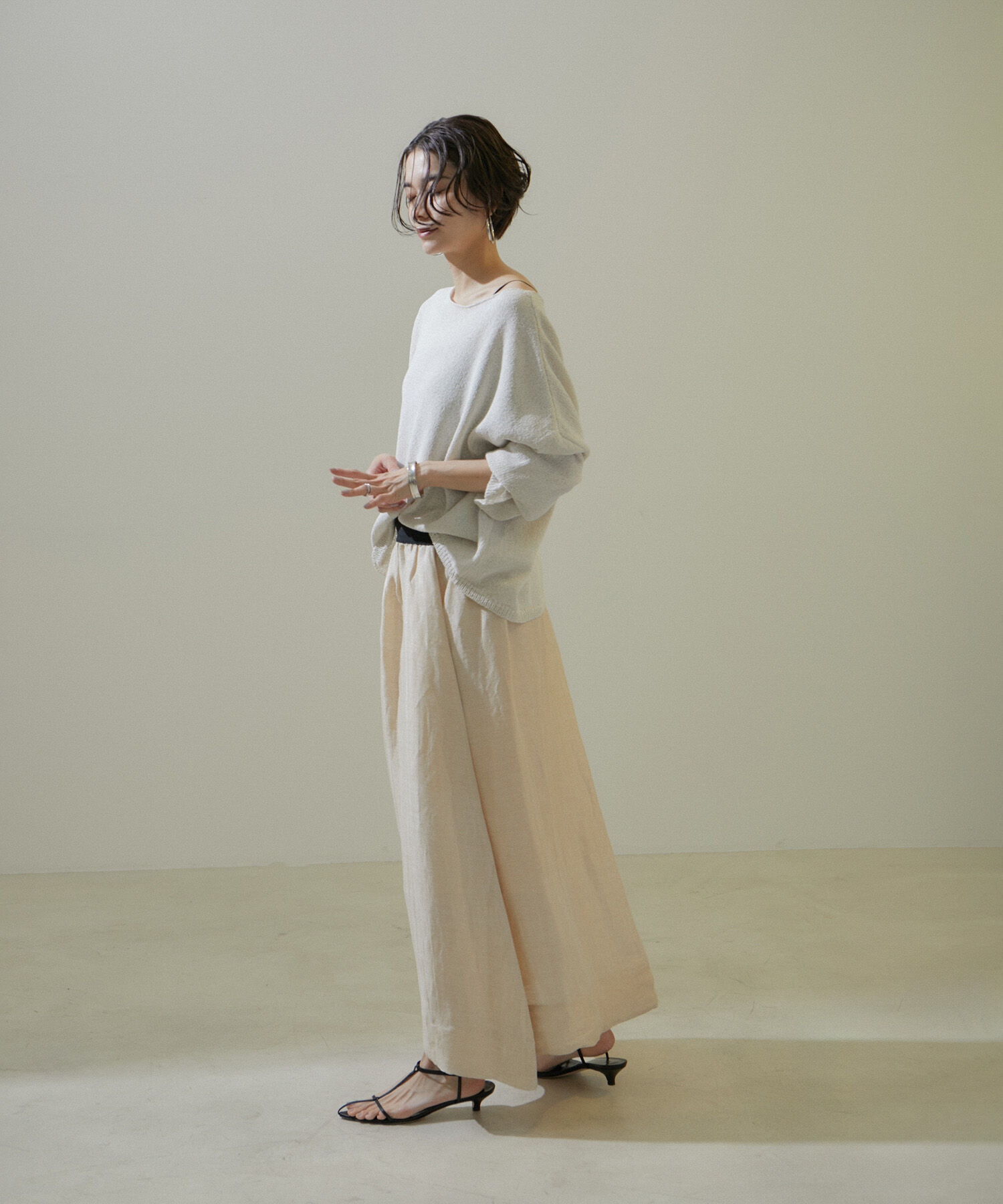 SALON adam et rope'「[ご好評につき追加決定！]【BRENTA】アンクルゴムストラップヒールサンダル」|サンダル|