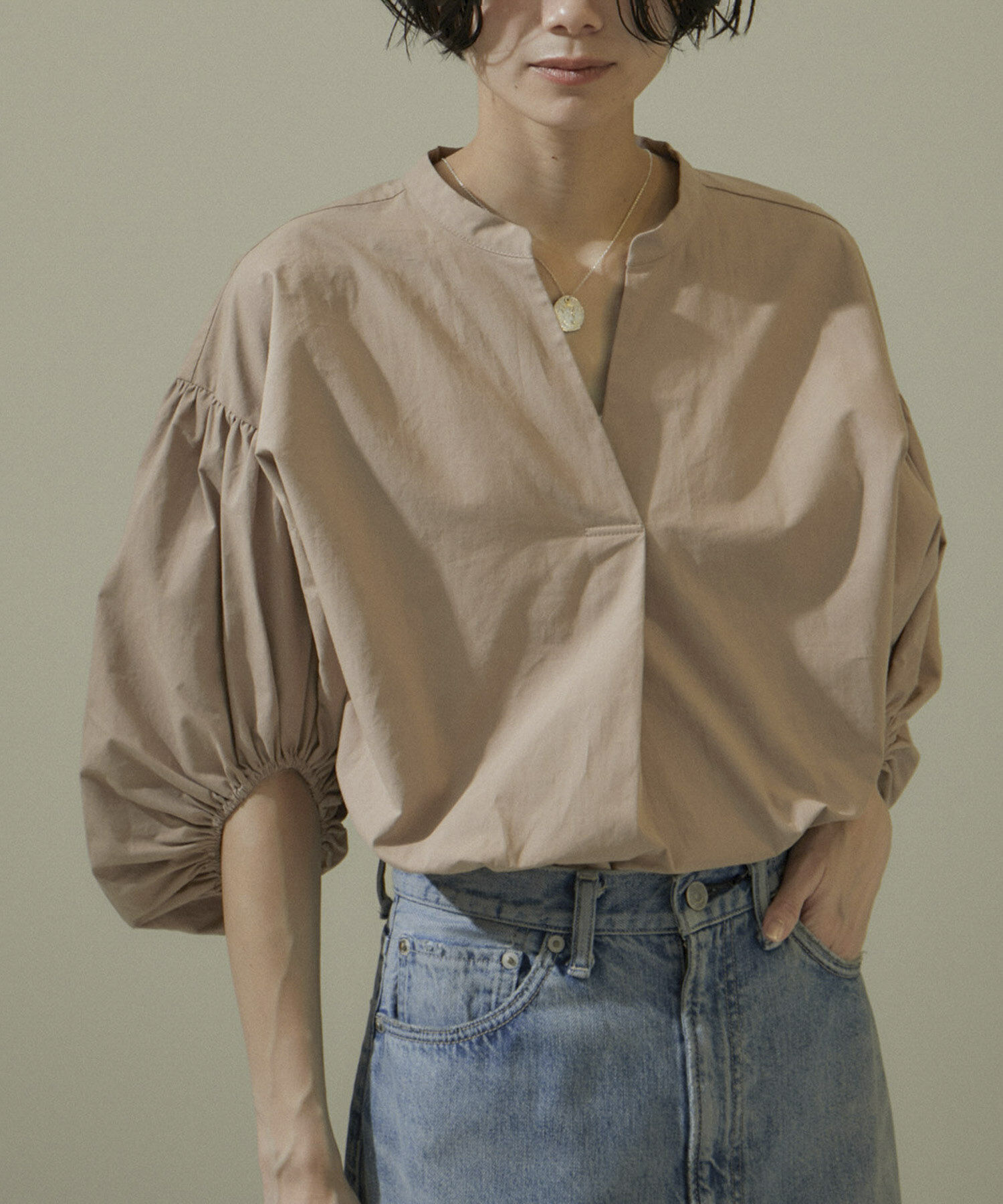 SALON adam et rope'「【WEB限定】バルーンスリーブスキッパーブラウス/24SS」|シャツ・ブラウス|