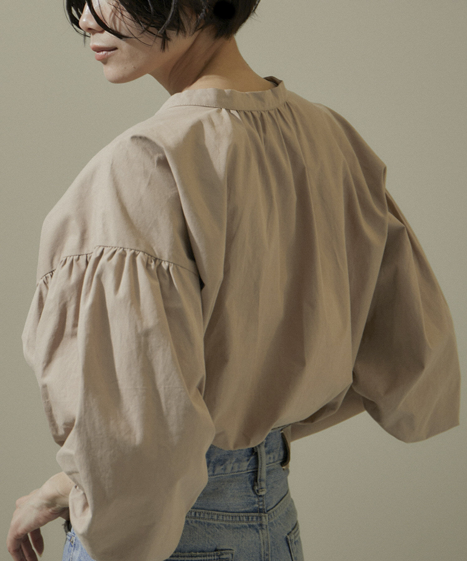 SALON adam et rope'「【WEB限定】バルーンスリーブスキッパーブラウス/24SS」|シャツ・ブラウス|