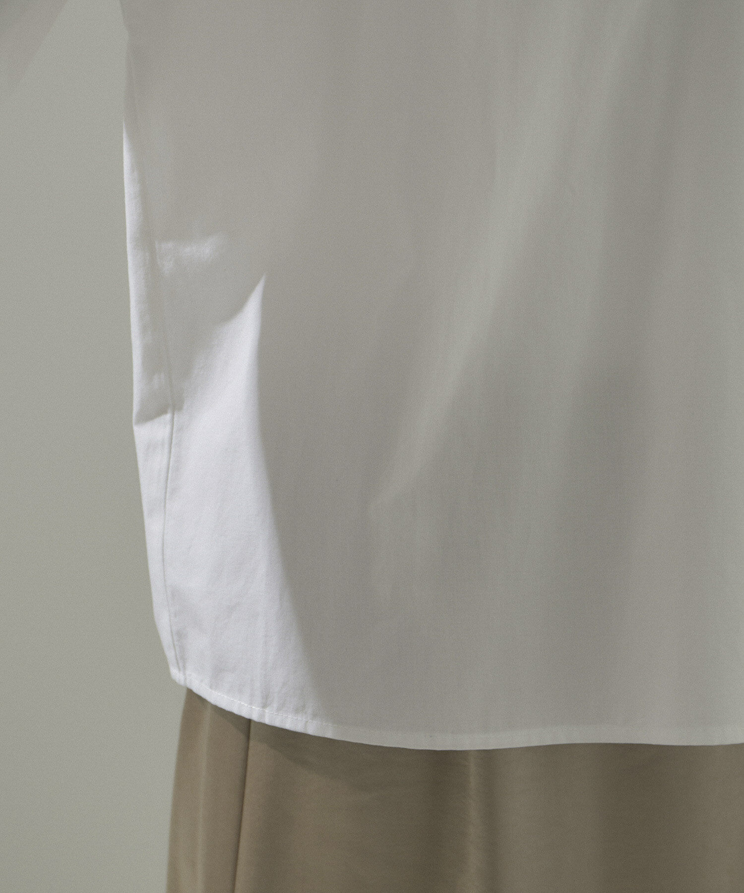 SALON adam et rope'「【WEB限定】バルーンスリーブスキッパーブラウス/24SS」|シャツ・ブラウス|