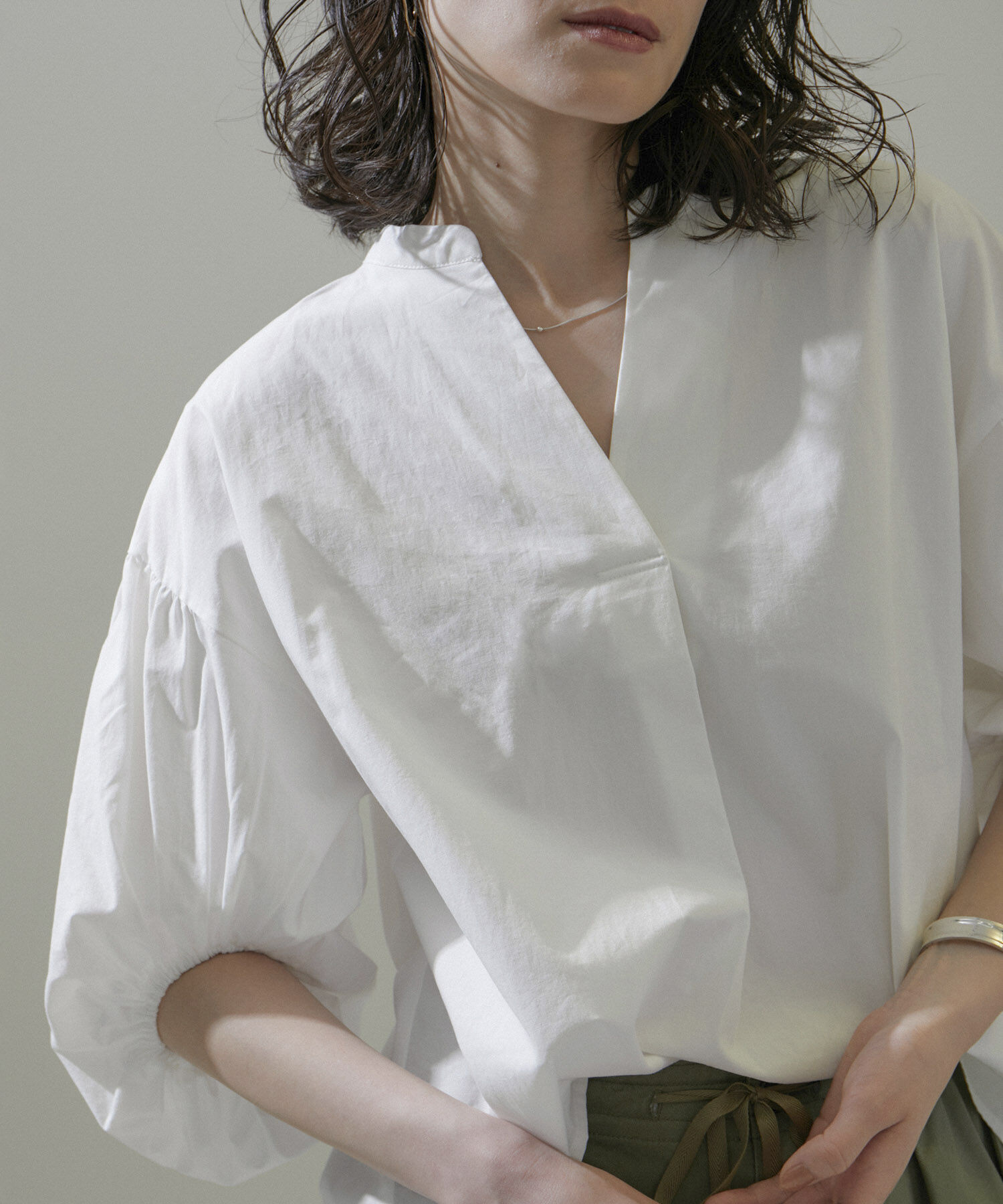 SALON adam et rope'「【WEB限定】バルーンスリーブスキッパーブラウス/24SS」|シャツ・ブラウス|