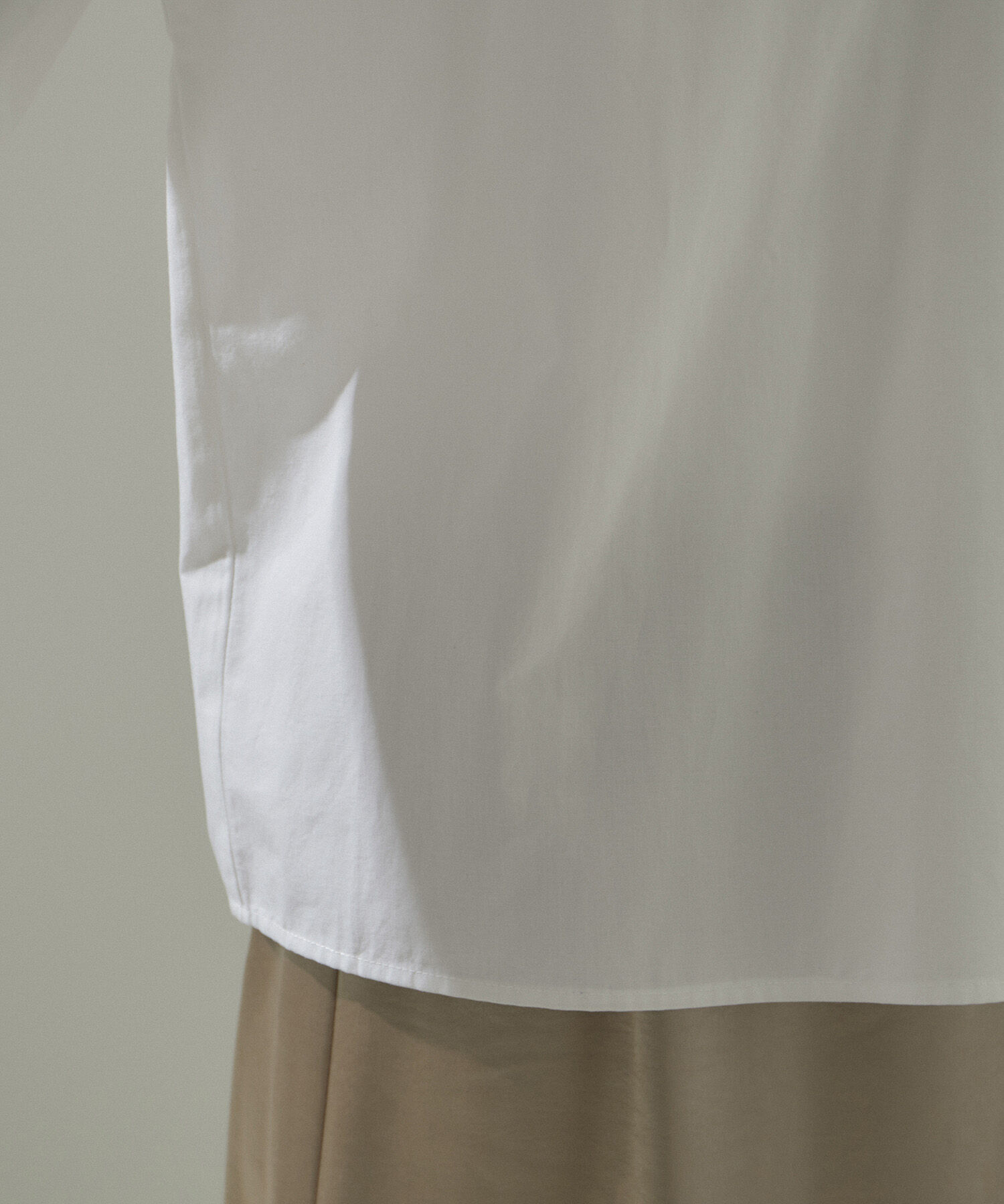 SALON adam et rope'「【WEB限定】バルーンスリーブスキッパーブラウス/24SS」|シャツ・ブラウス|