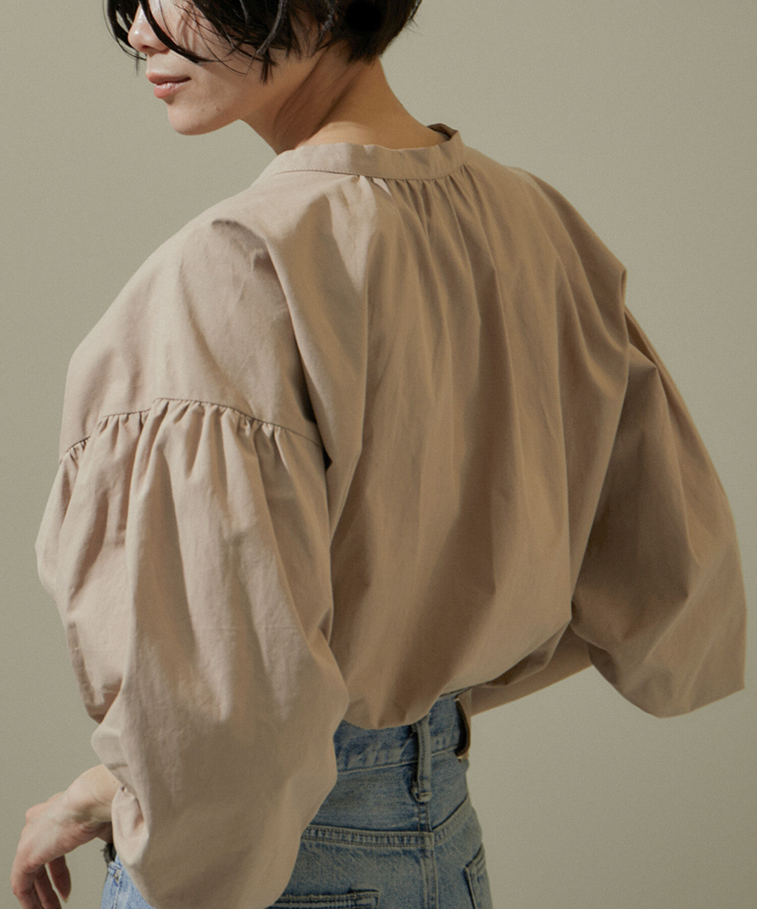 SALON adam et rope'「【WEB限定】バルーンスリーブスキッパーブラウス/24SS」|シャツ・ブラウス|