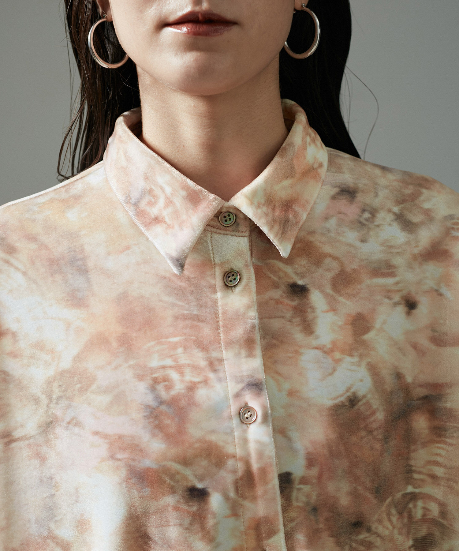 SALON adam et rope'「ストーンウッドプリントベロアブラウス」|シャツ・ブラウス|