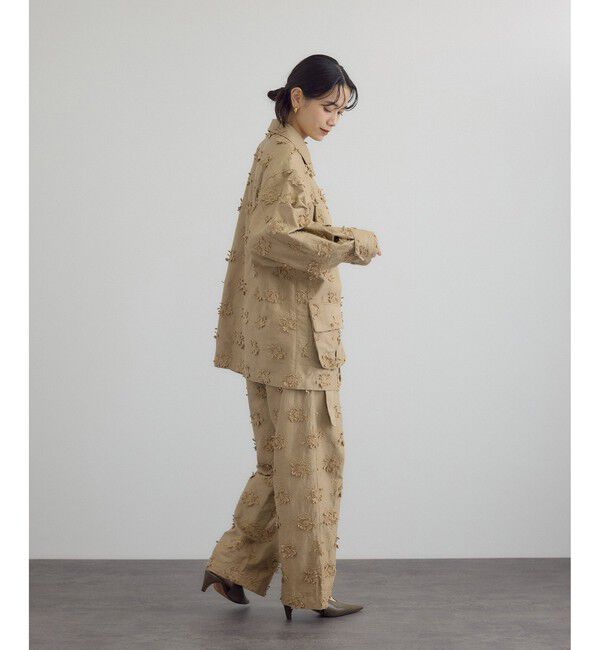 SALON adam et rope'「【crinkle crinkle crinkle】3Dエンブロイダリーツイルイージーパンツ」|チノ|