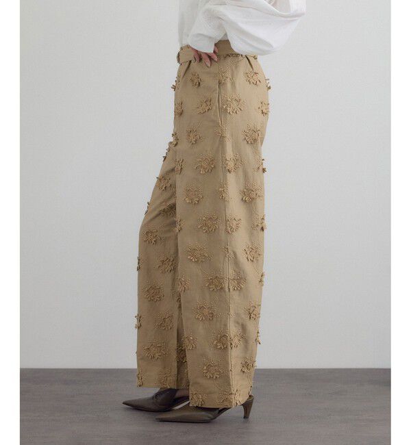 SALON adam et rope'「【crinkle crinkle crinkle】3Dエンブロイダリーツイルイージーパンツ」|チノ|