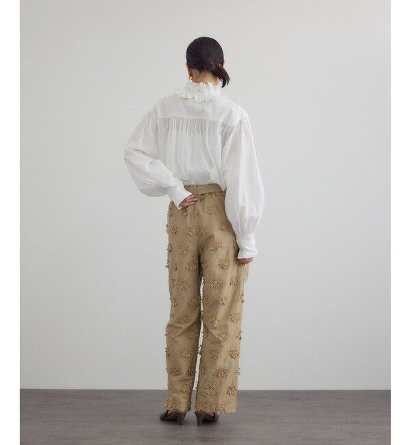 SALON adam et rope'「【crinkle crinkle crinkle】3Dエンブロイダリーツイルイージーパンツ」|チノ|