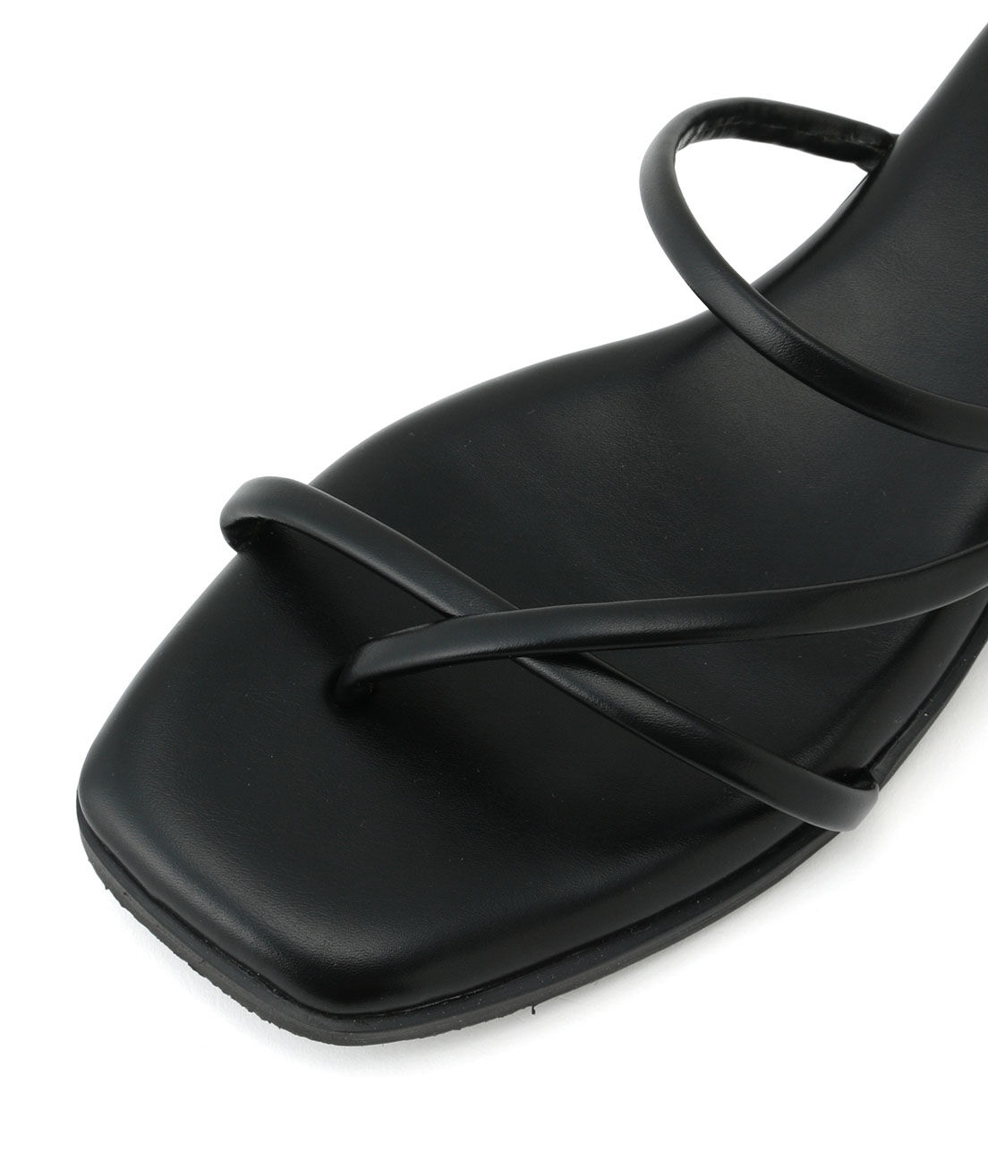 Juze「ナロートングフラットサンダル」|サンダル|