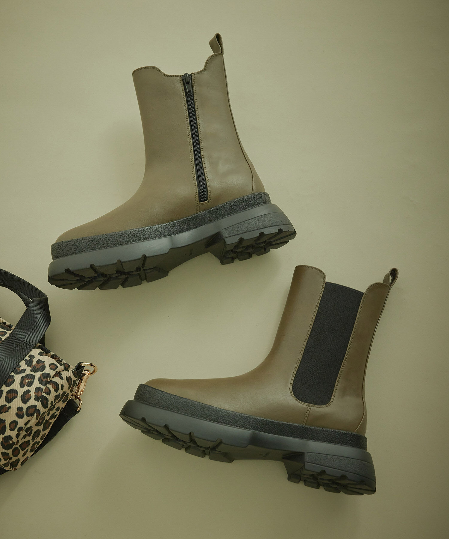 Juze「【新色追加】【軽量】やわらかな履き心地。トラックソールサイドゴアブーツ」|その他|