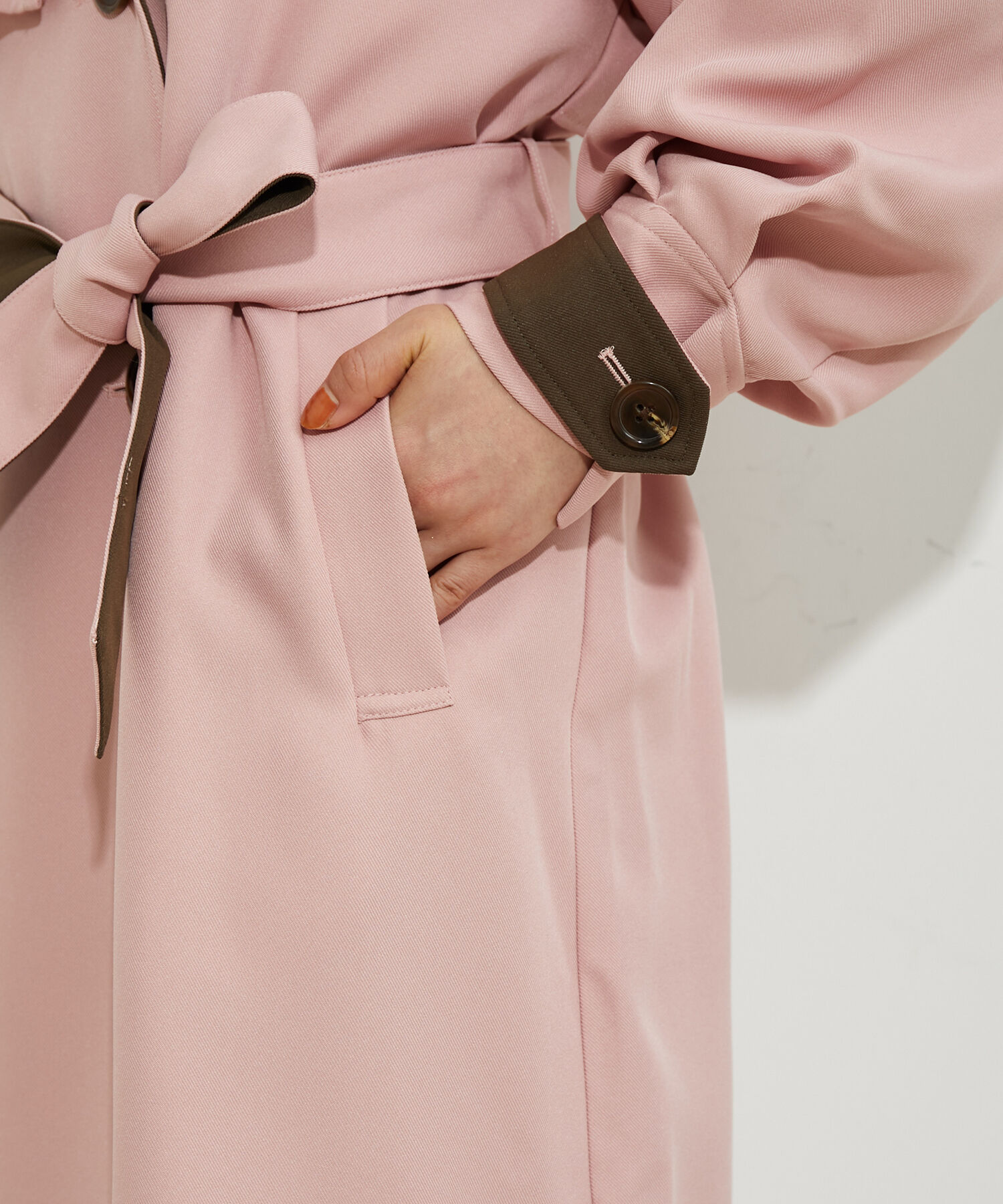 vis-a-vis「【WEB限定】配色カラーで魅せるスタンドカラーオーバーサイズトレンチコート」|トレンチコート|