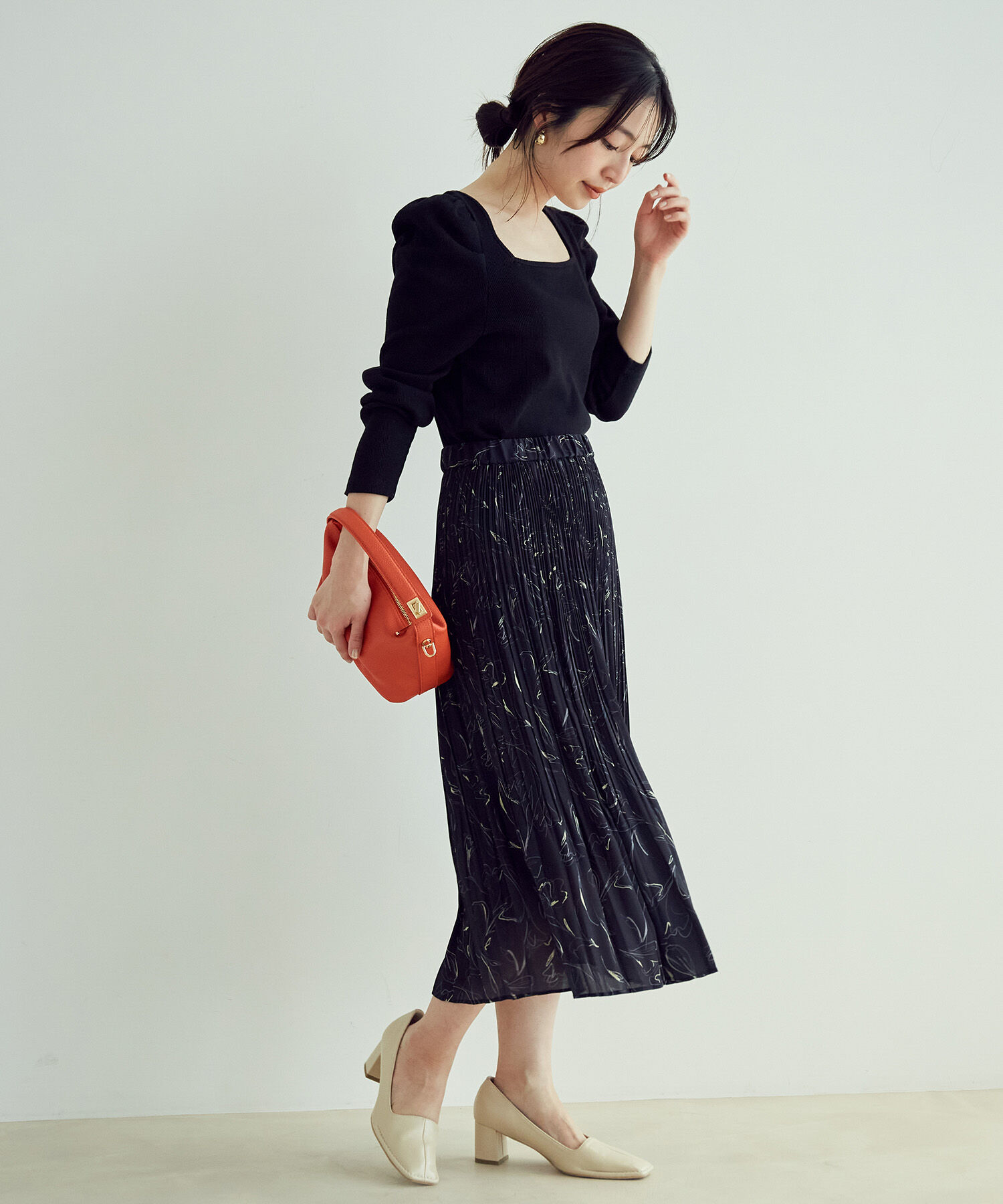 VIS「【セットアップ対応】フラワープリントIラインプリーツスカート[sustainable]」|スカート|