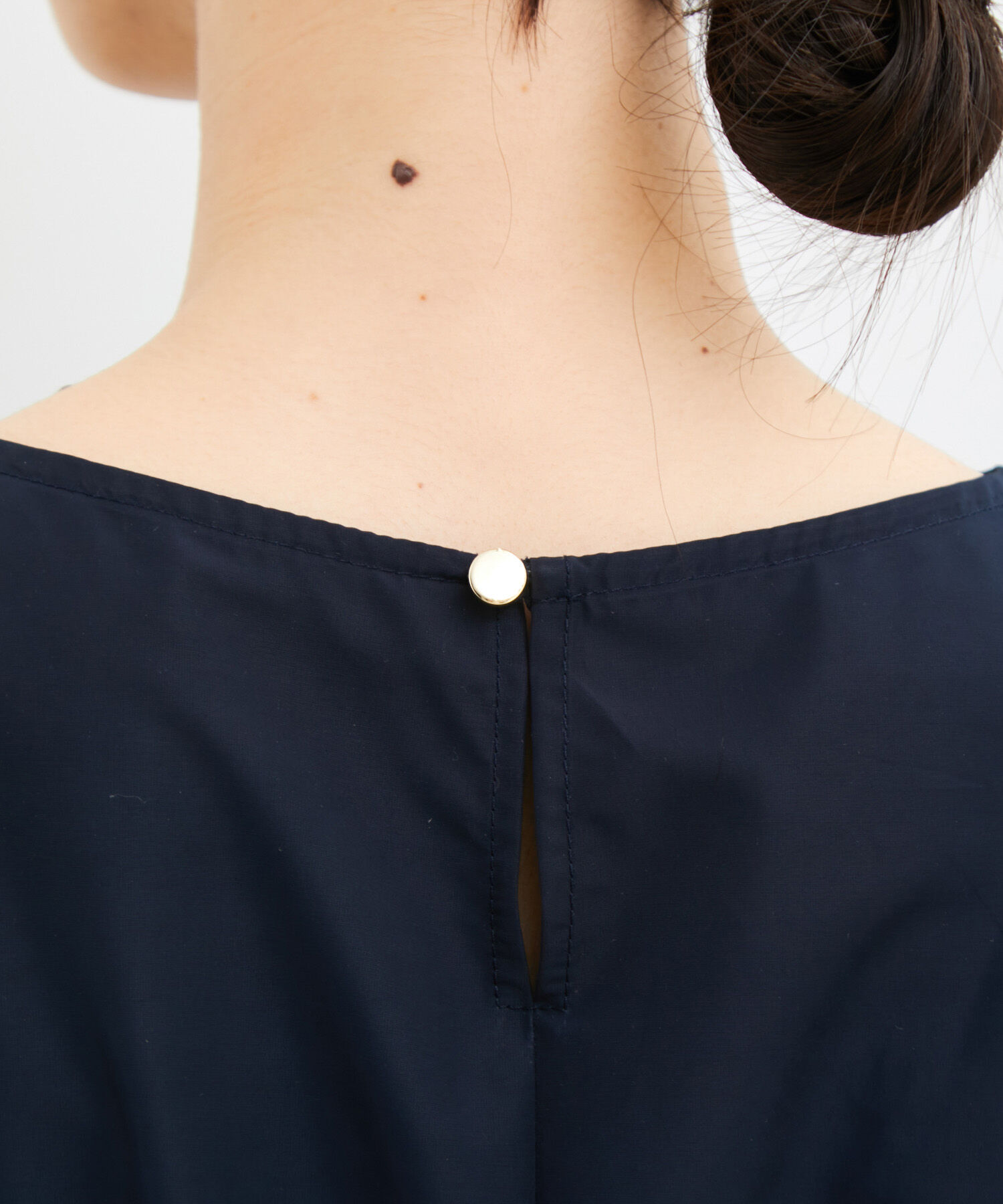 VIS「ウエストタックゴールドボタン付きワンピース」|ワンピース|