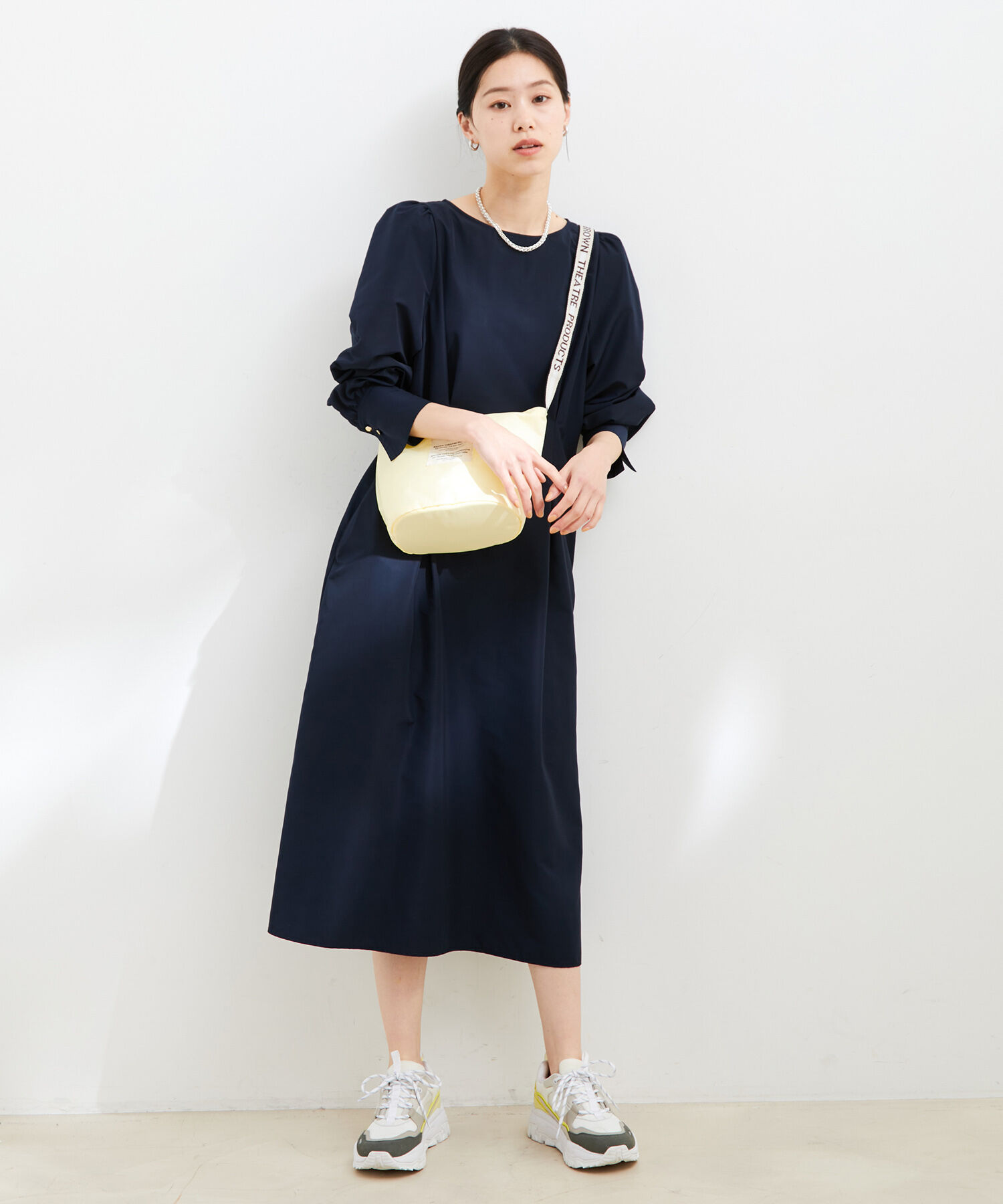 VIS「ウエストタックゴールドボタン付きワンピース」|ワンピース|