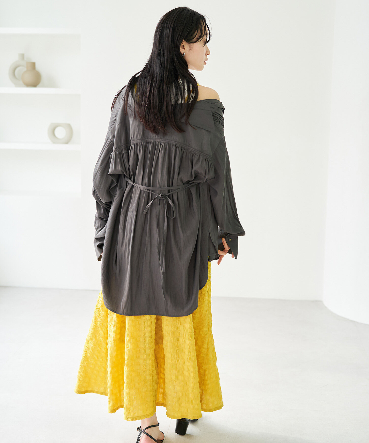 VIS「【セットアップ対応・洗える】ウエストリボンギャザーとろみシャツ」|シャツ・ブラウス|