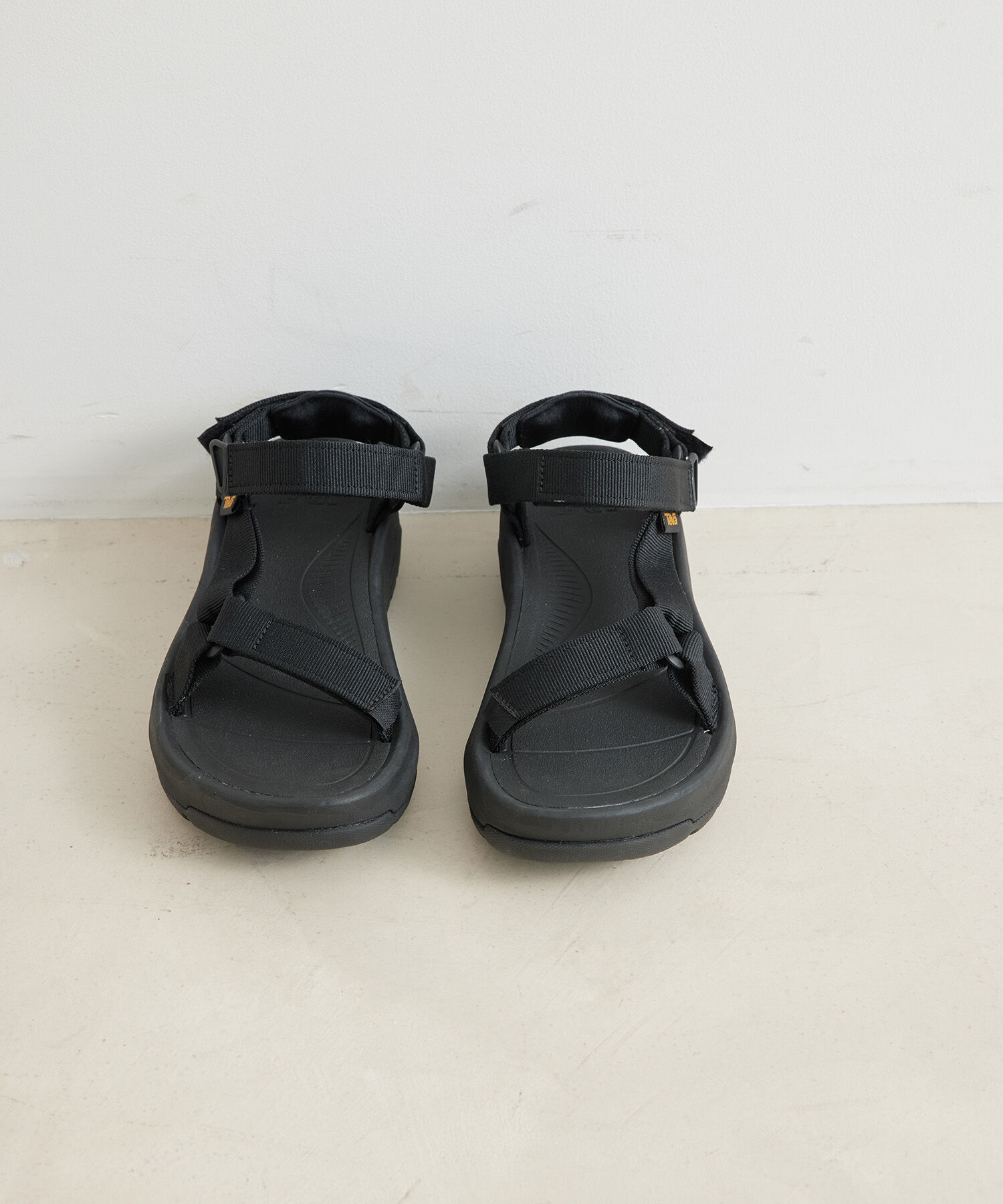 Juze「【WEB限定】【TEVA】 W HURRICANE XLT2 AMPSOLE」|サンダル|ブラック(01)