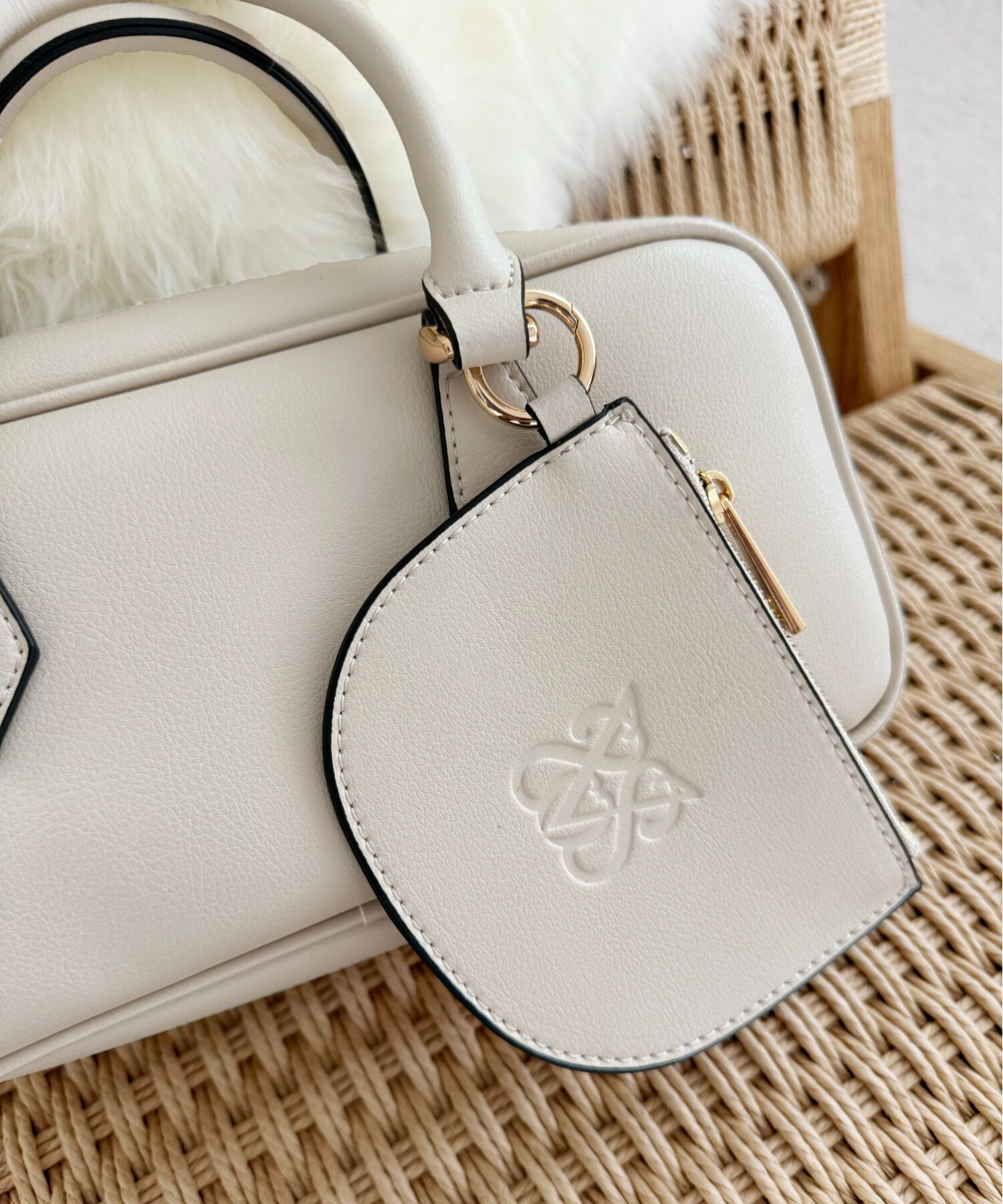 VIS「ポーチ付きスマホショルダー」|ショルダー・メッセンジャー|