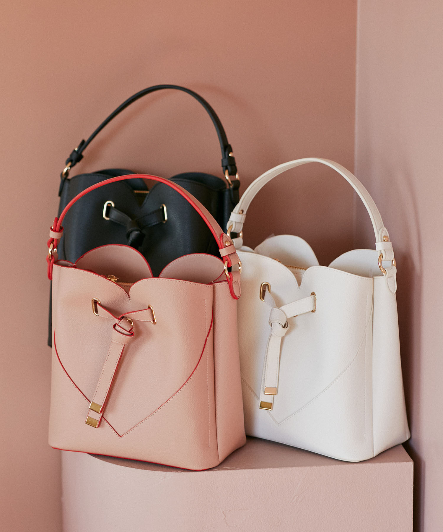 VIS「【追加生産】【2WAY】ハートカットバッグ」|ハンドバッグ|