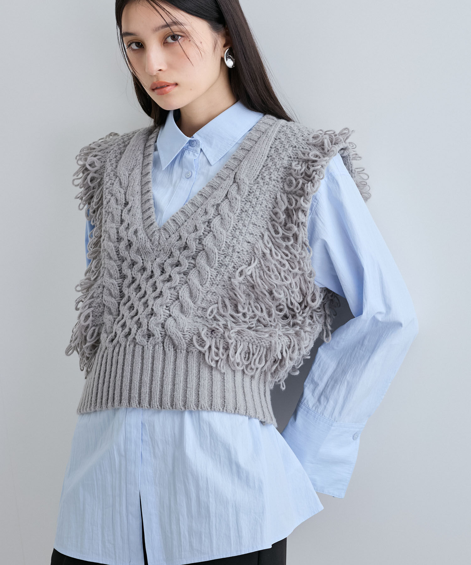 VIS「【WEB/一部店舗限定】編地切り替えフリンジループニットベスト」|ベスト・ジレ|ライトグレー(08)