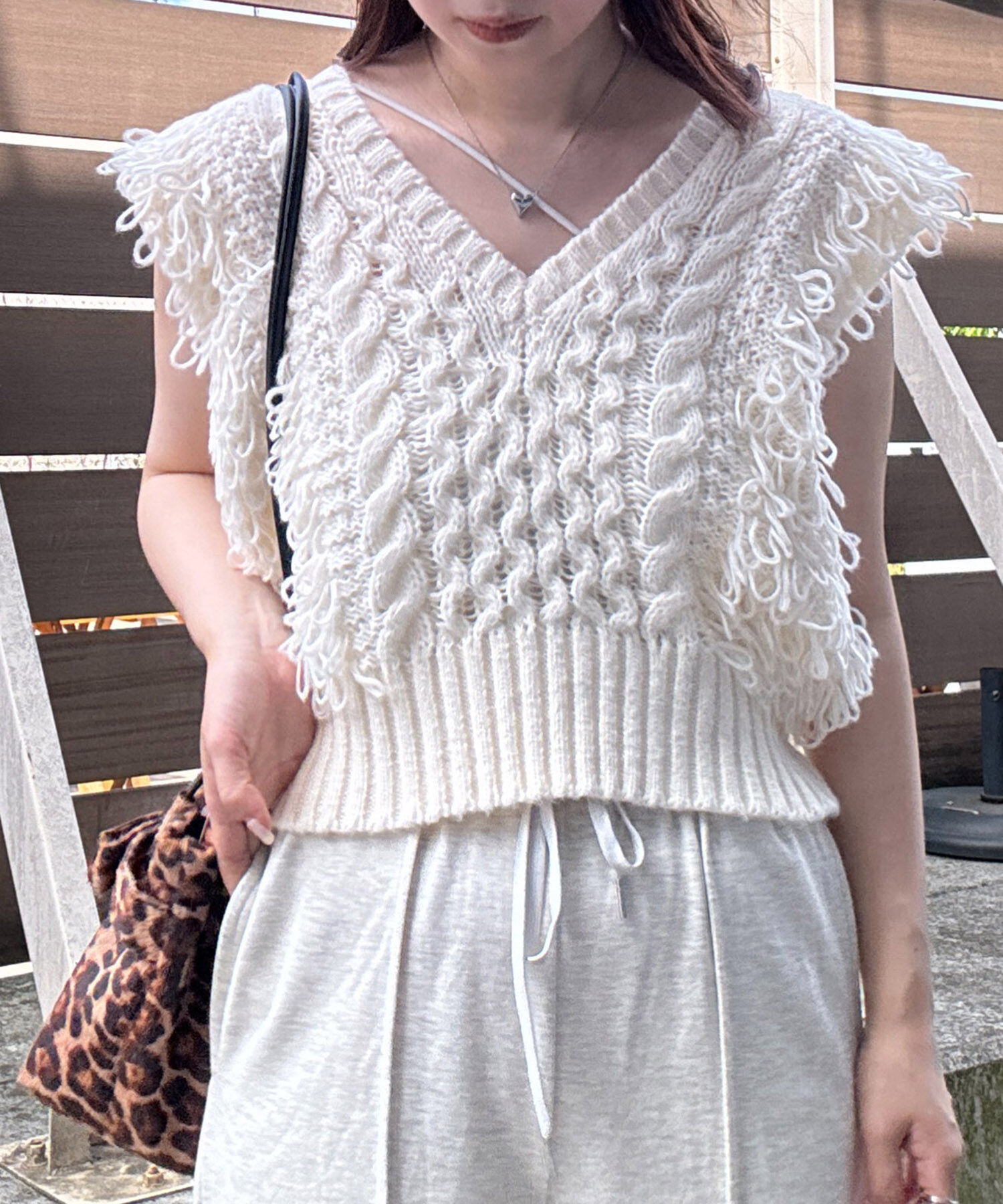 VIS「【WEB/一部店舗限定】編地切り替えフリンジループニットベスト」|ベスト・ジレ|キナリ(16)