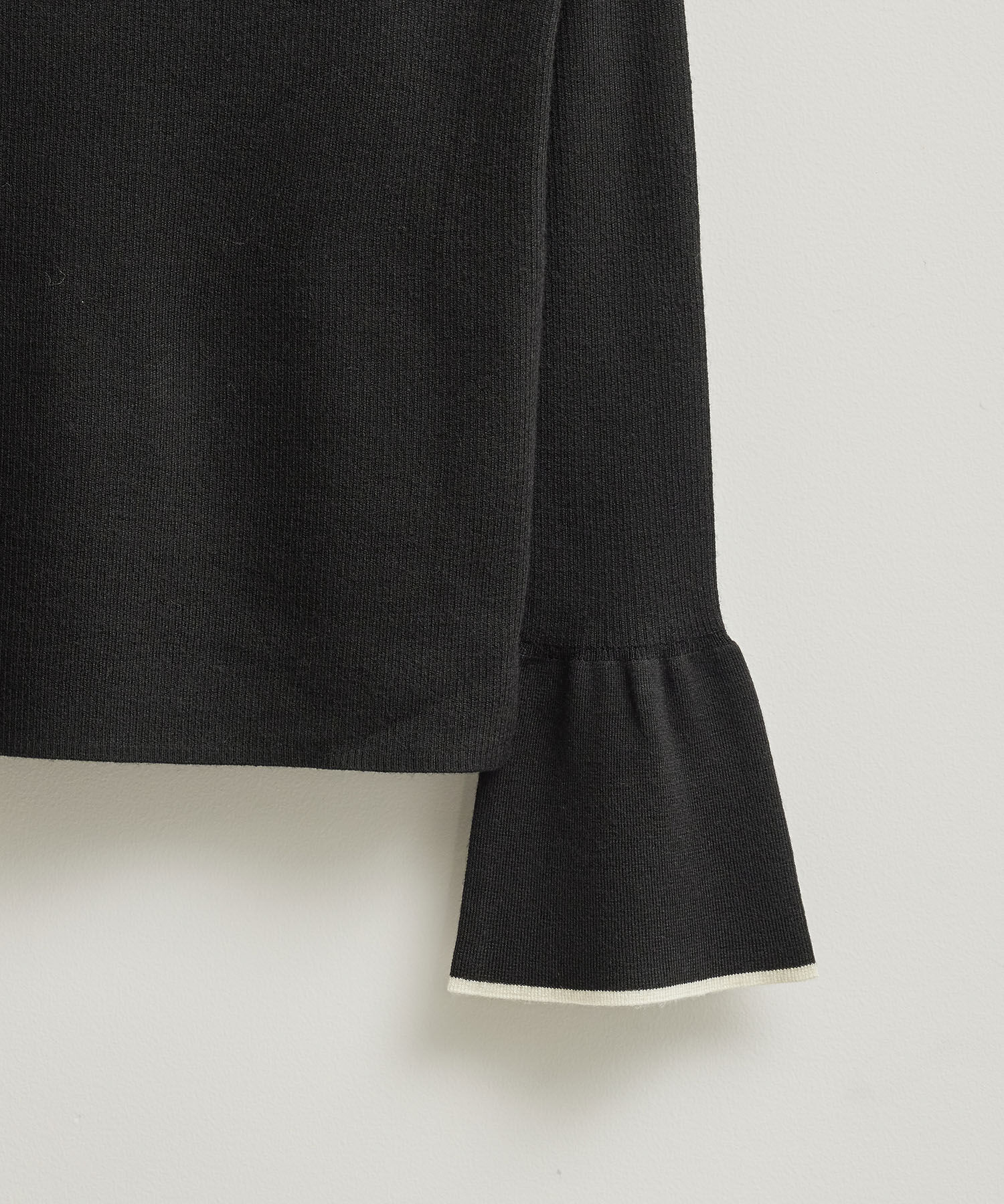 Rope&rsquo;Picnic「【WEB限定】袖フレアニットプルオーバー/アンチピリング・帯電防止・洗濯機OK」|ニット・セーター|