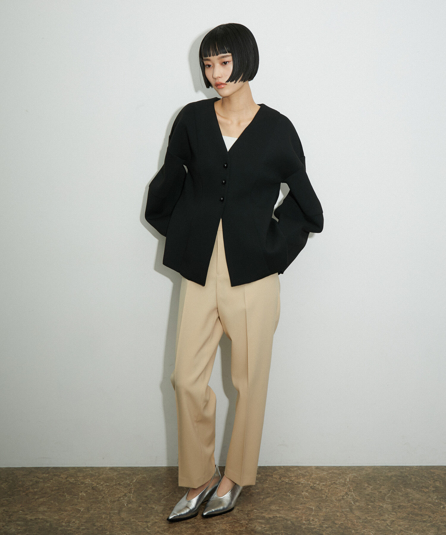 ADAM ET ROPE'「ペプラムダンボールカーディガン」|カーディガン|